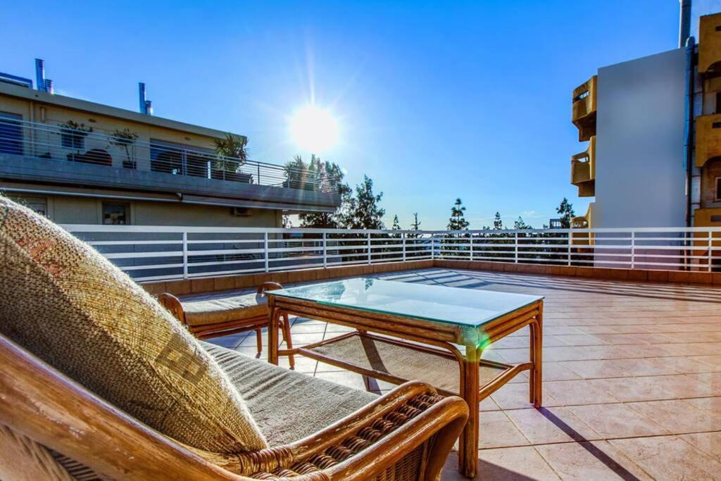 אתונה Spacious Apartment In Glyfada Close To The Sea מראה חיצוני תמונה