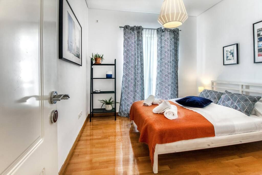 אתונה Spacious Apartment In Glyfada Close To The Sea מראה חיצוני תמונה
